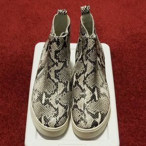 NYC J Slides booties